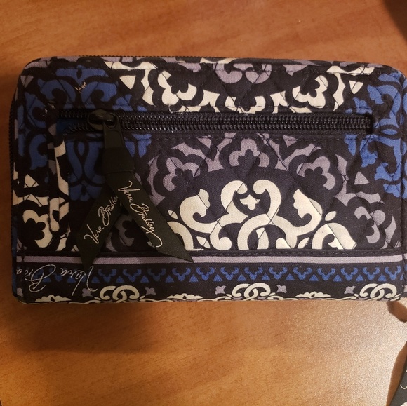 Vera Bradley wallet - Picture 3 of 3